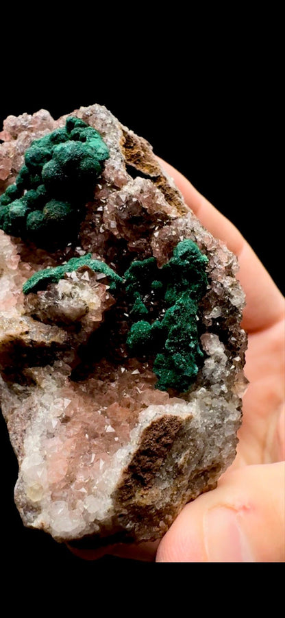 805- Malachite On Quartz