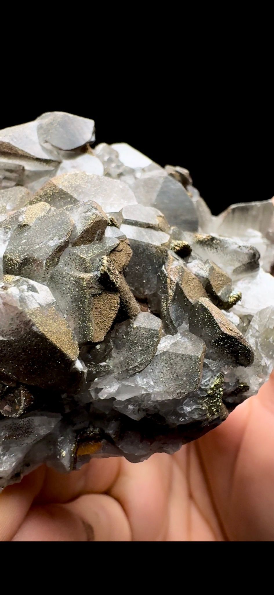 561- Calcite With Pyrite