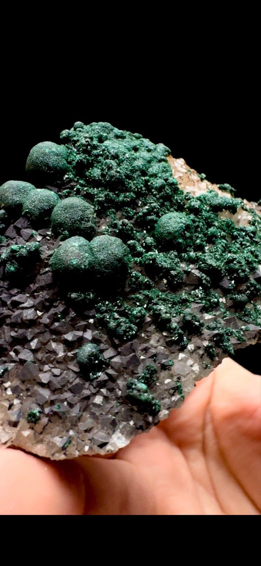 804- Malachite On Quartz