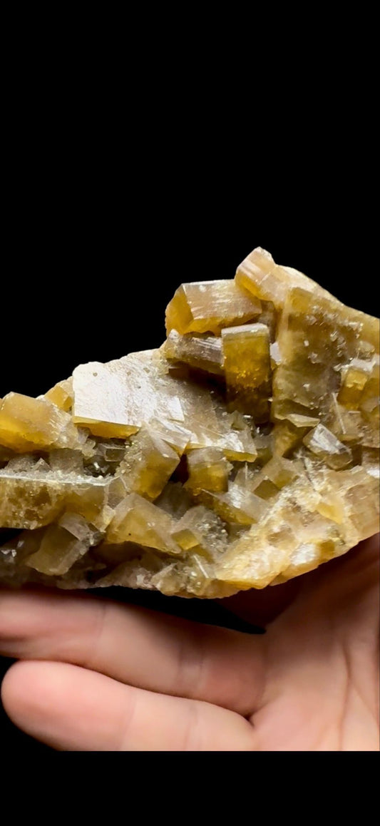 0402- Golden Barite