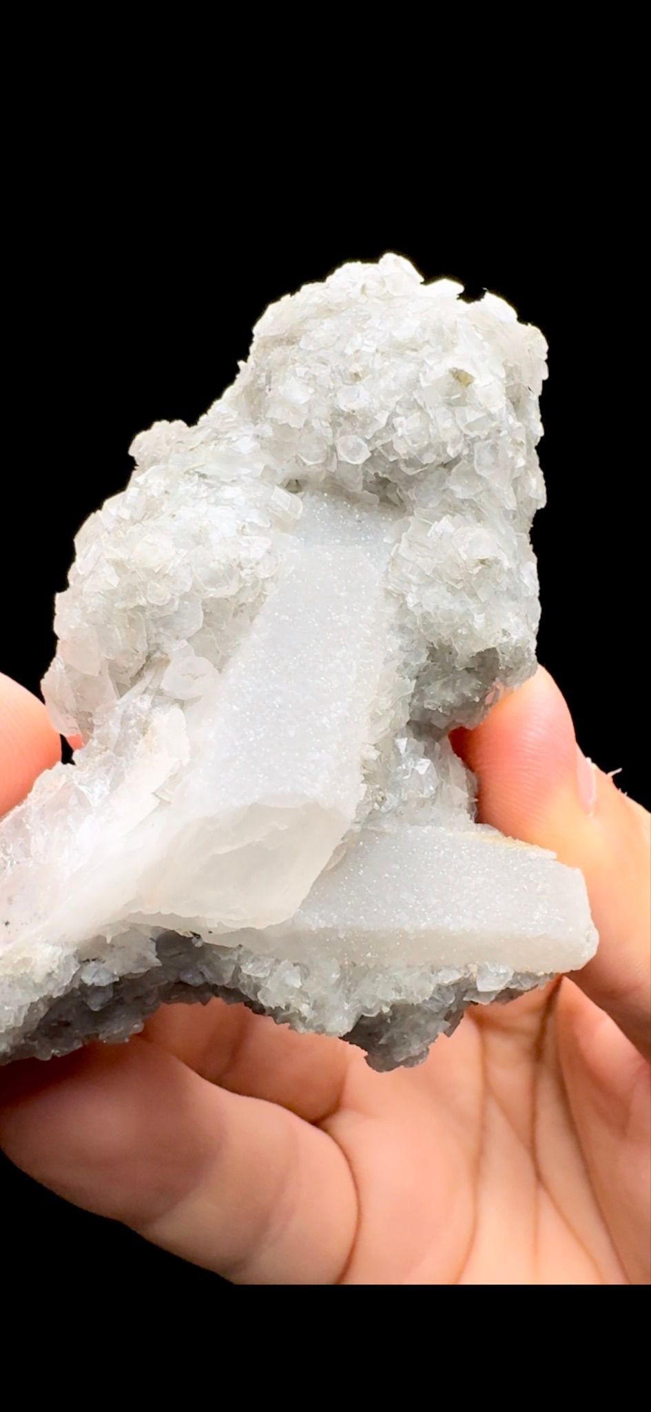 468- Calcite On Quartz
