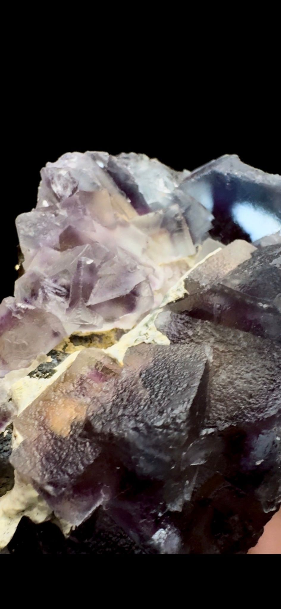 0390- Oil Painting Fluorite