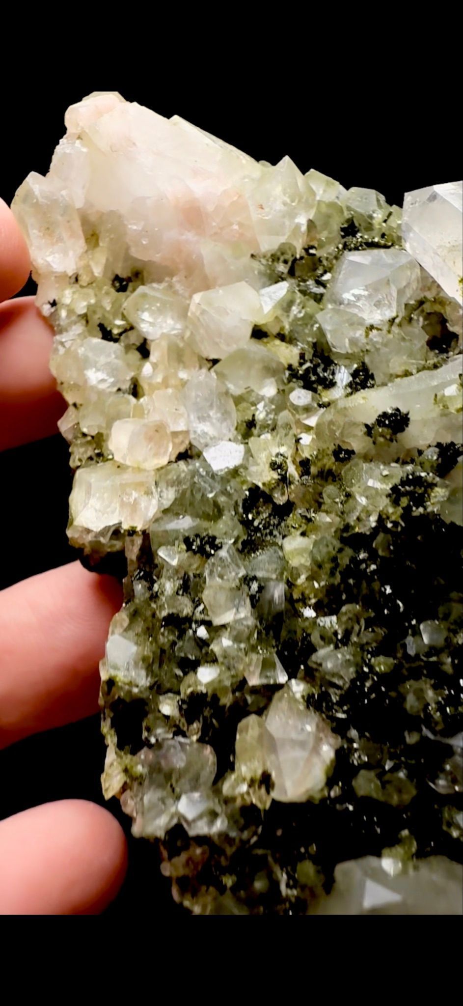 926- Epidote with Quartz