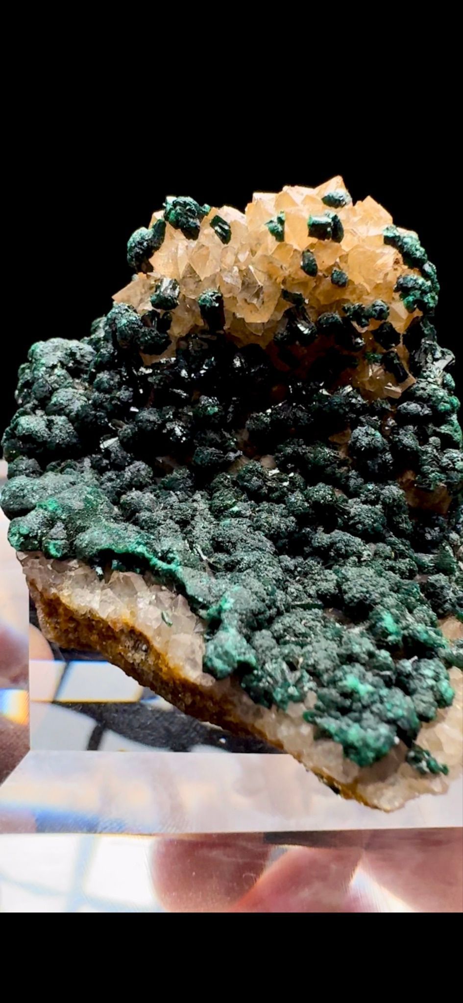539- Malachite on Quartz