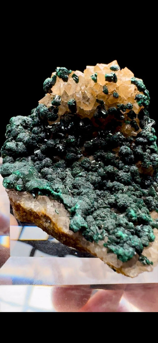 539- Malachite on Quartz