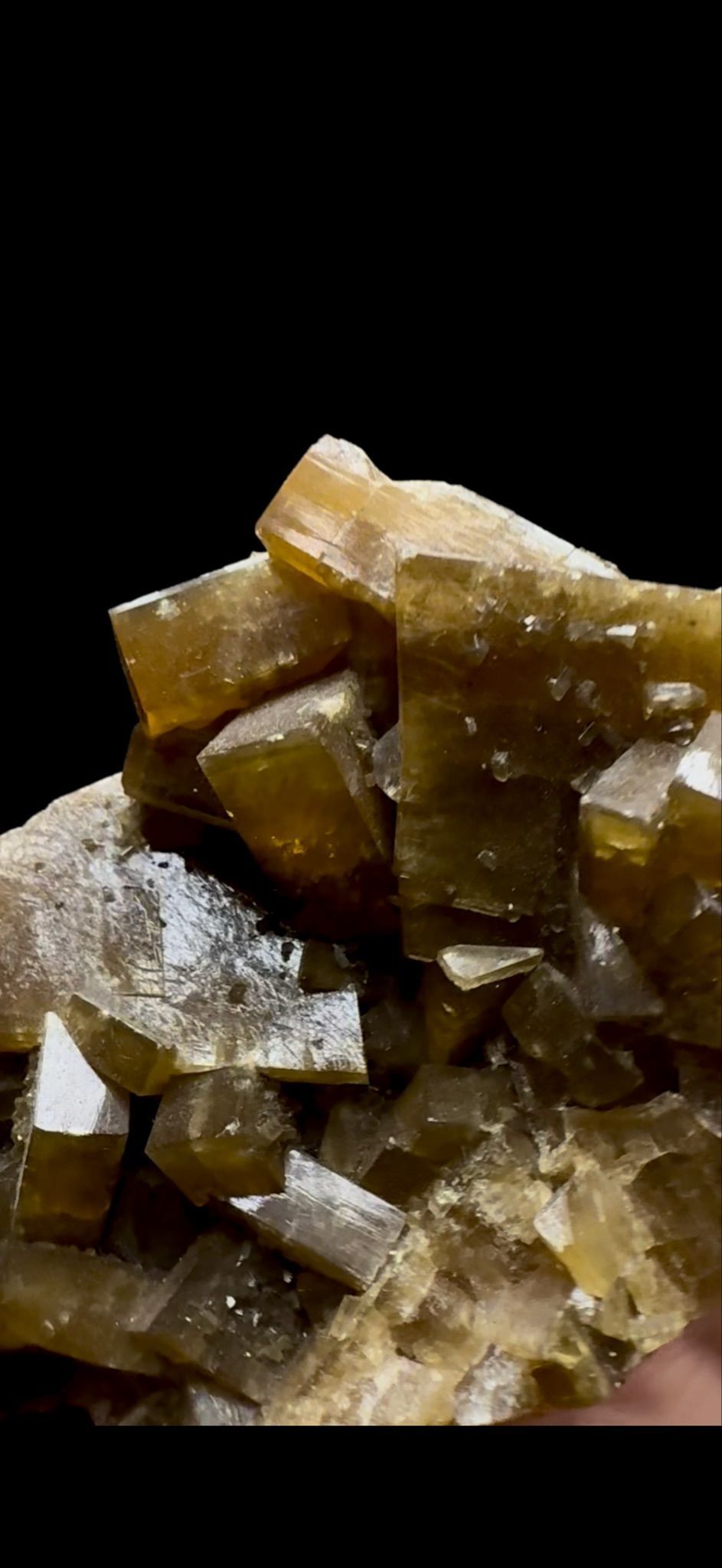 0402- Golden Barite