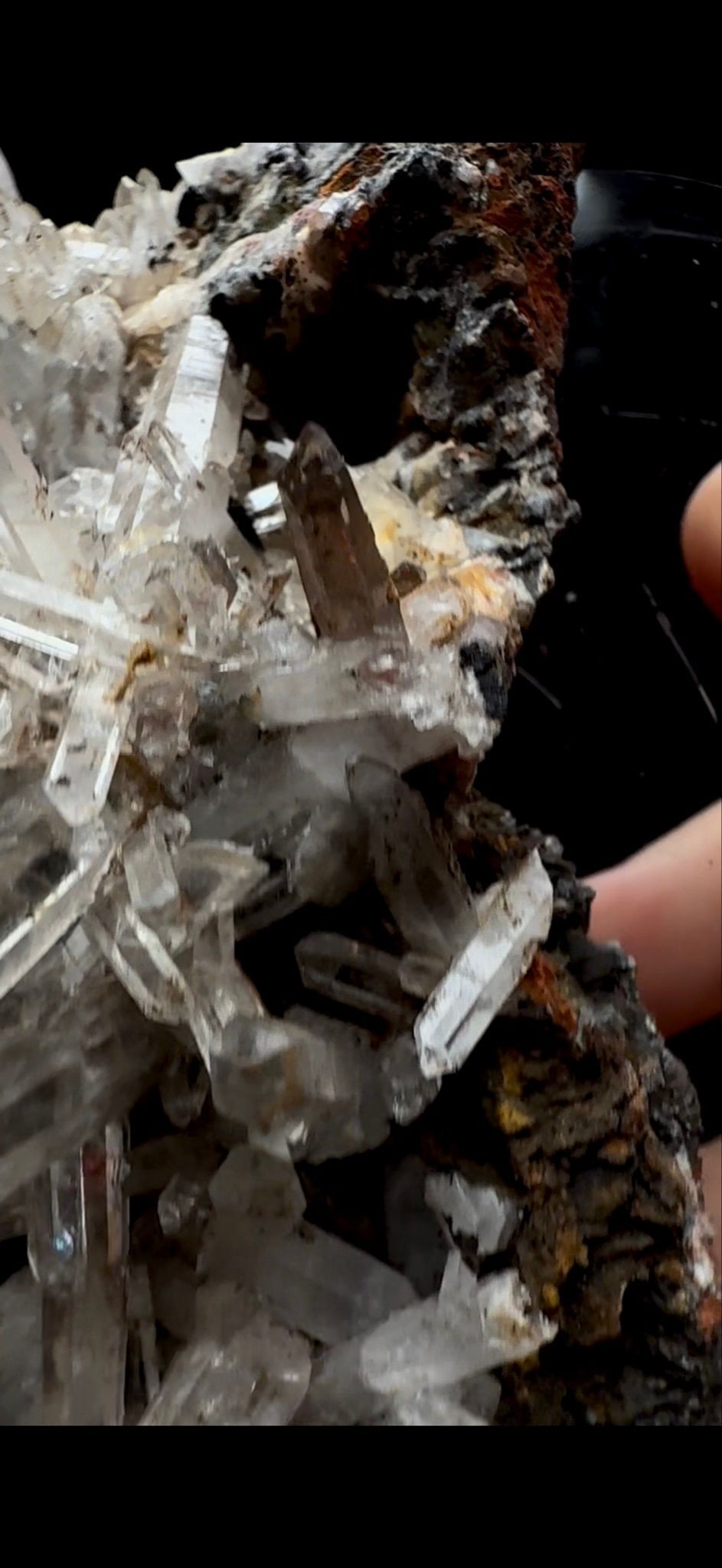 211- Specularite with Quartz