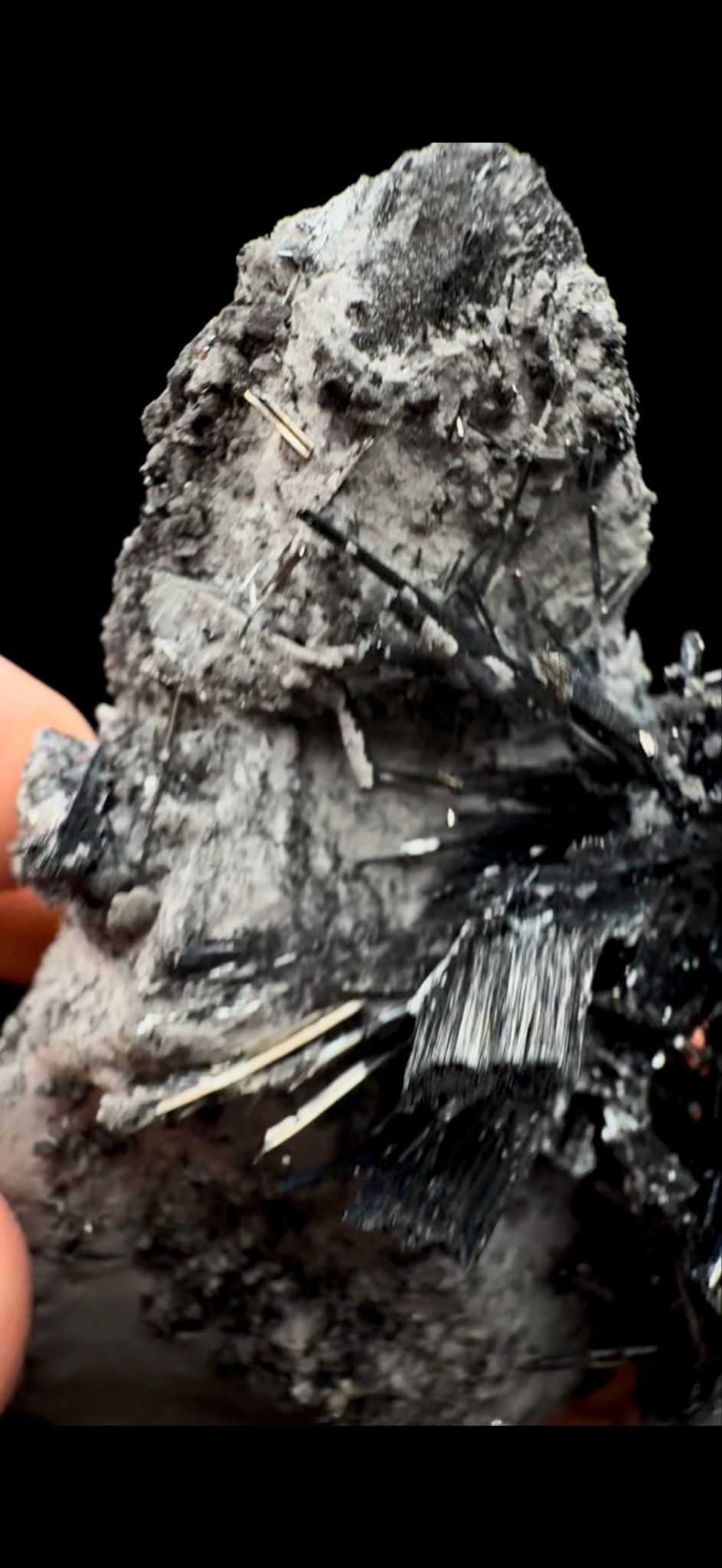 052- Stibnite- DELICATE (Read Description)